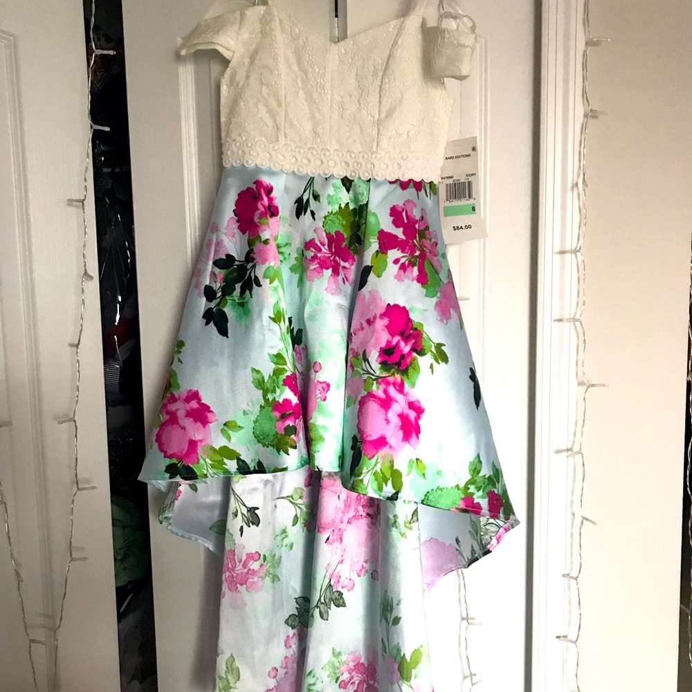Brand New Girls Dress size 8